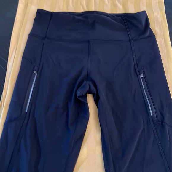 Athleta Ranier Tight - Picture 2 of 8